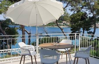 Thumbnail von Attraktive Villa in der 1. Reihe zum Meer