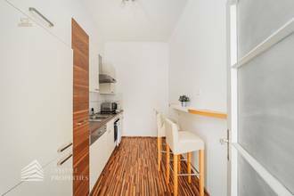 Thumbnail von Charmante 2-Zimmer Wohnung, Nähe Enkplatz