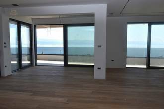 Thumbnail von Moderne Penthouses mit Panorama-Meerblick