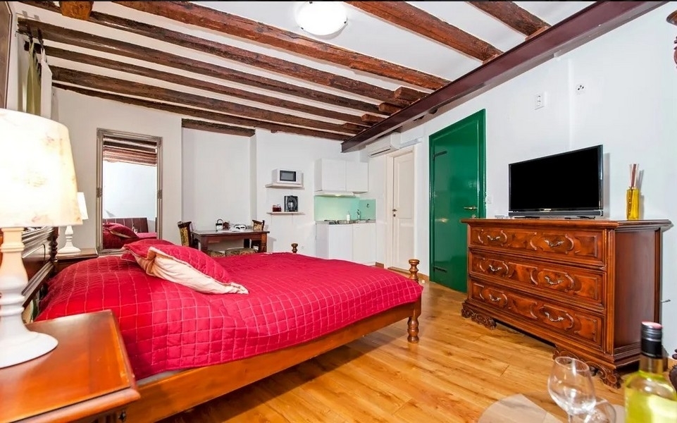 Thumbnail von Casa urbana con 4 estudios y una terraza en la azotea con vistas al mar