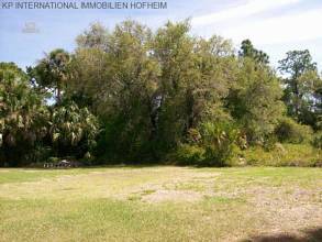 Thumbnail von ***TERRAIN CONSTRUCTIBLE TOP directement sur le canal des bateaux à moteur - Floride***