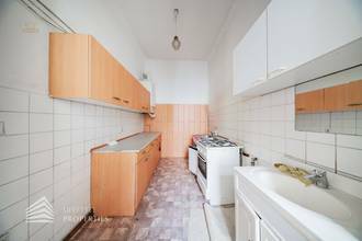 Thumbnail von Sanierungsbedürftige Altbauwohnung, Nähe Meiselmarkt