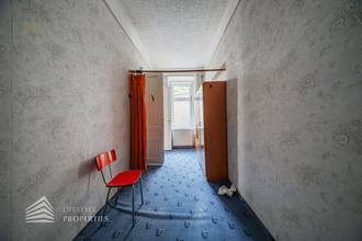 Thumbnail von Sanierungsbedürftige Altbauwohnung, Nähe Meiselmarkt