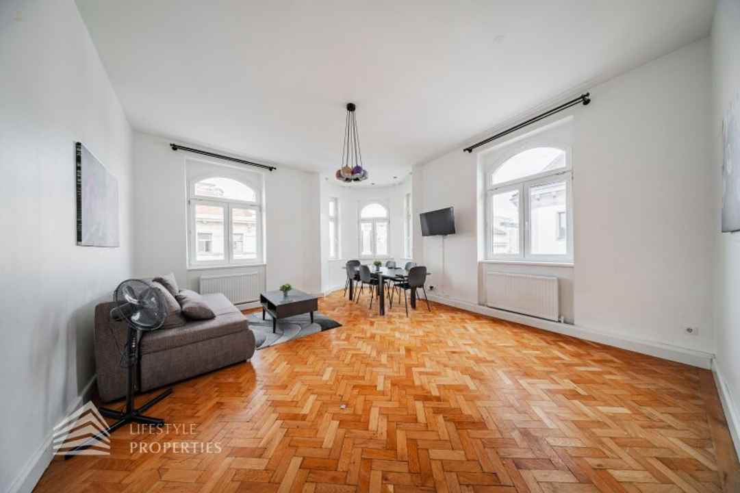 Helle 2-Zimmer Wohnung, Nähe Meiselmarkt