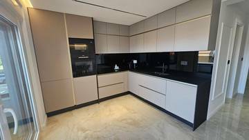 Thumbnail von Möbliertes Neubau-Appartement mit Meerblick