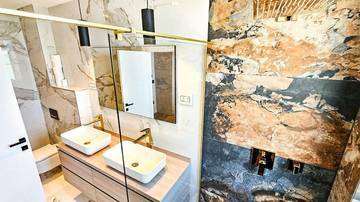 Thumbnail von Nowoczesna willa z basenem i pięknym widokiem na morze