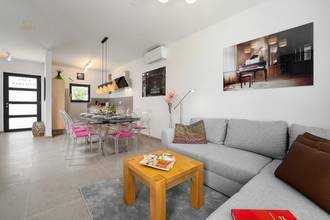 Thumbnail von Modernes Reihenhaus mit Pool, Region Porec