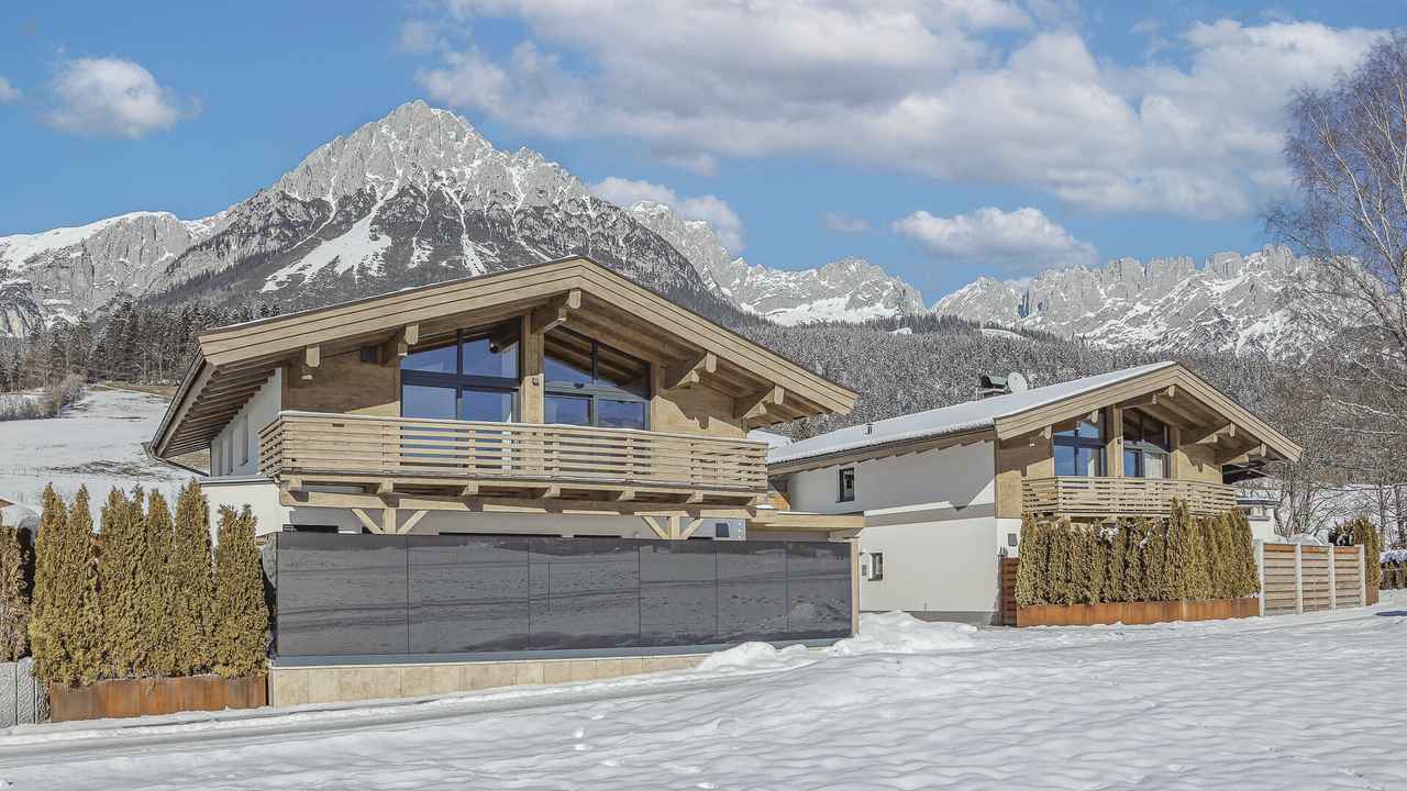 Chalet exclusif avec piscine situé directement au golf