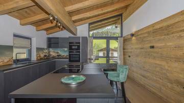 Thumbnail von Exclusieve chalet met zwembad direct aan de golfbaan