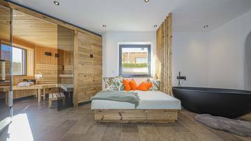 Thumbnail von Exclusieve chalet met zwembad direct aan de golfbaan