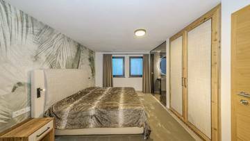 Thumbnail von Exclusieve chalet met zwembad direct aan de golfbaan