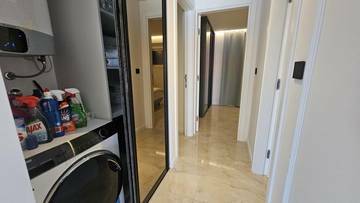 Thumbnail von Moderne Erdgeschosswohnung mit Pool und Garten