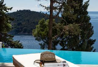 Thumbnail von 旧市街と海を見渡す、特別な場所にある豪華なヴィラ