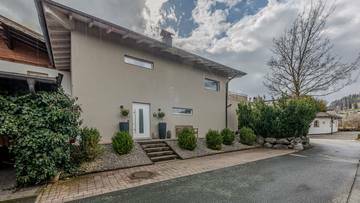 Thumbnail von Haushälfte in sonniger Lage unmittelbar am Golfplatz