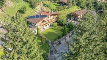 Thumbnail von Großzügiges Mehrfamilienhaus mit 3 Wohnungen