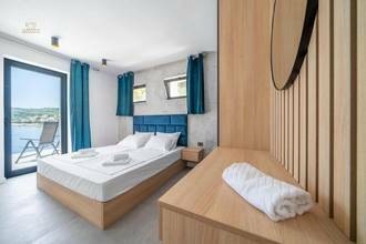 Thumbnail von Luxuriöse Villa direkt am Meeresufer