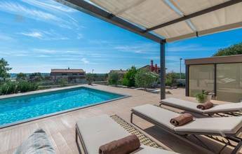 Thumbnail von Moderne Villa mit mediterranen Elementen und Swimmingpool, Region Umag