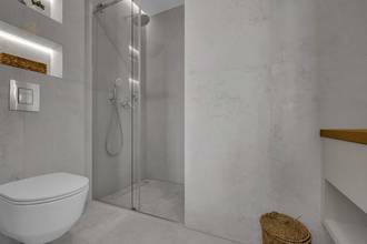 Thumbnail von Luxuriöse Doppelhaushälfte mit Swimmingpool - direkt am Strand