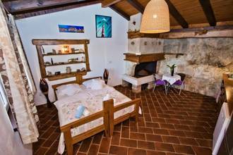 Thumbnail von Haus mit mehreren Wohnungen in traumhafter Lage direkt am Meeresufer