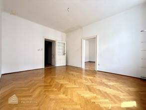 Thumbnail von Helle Wohnung mit Balkon auf ganzer Etage zzgl. Rohdachboden, Nähe Einsiedlerpark