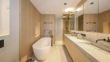 Thumbnail von Exklusive Wohnung in historischem Stadthaus