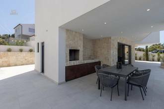 Thumbnail von Moderne Villa mit Infinity-Pool nahe dem Meer, Region Rogoznica