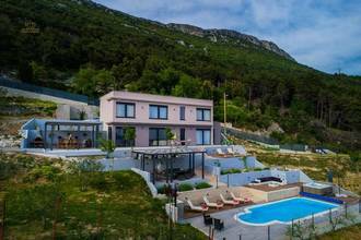 Thumbnail von Moderne Luxusvilla mit Pool und Meerblick, Region Split