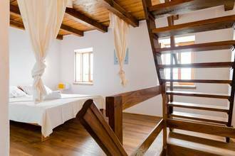 Thumbnail von Mediterranes Steinhaus mit Panorama-Meerblick