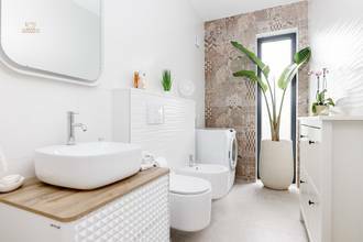 Thumbnail von Moderne Luxusvilla mit Pool und Meerblick