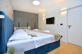 Thumbnail von Moderne Villa mit Stadt- und Meerblick, Region Split