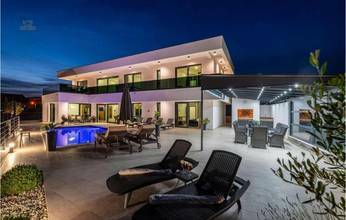 Thumbnail von Moderne Villa mit schönem Meerblick