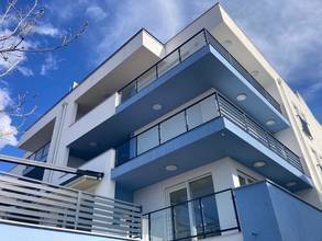 Thumbnail von Modernes Penthouse mit Panorama-Meerblick