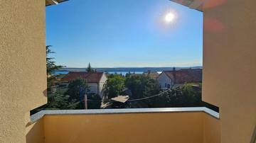 Thumbnail von Dachgeschosswohnung in ruhiger Lage mit schönem Meerblick