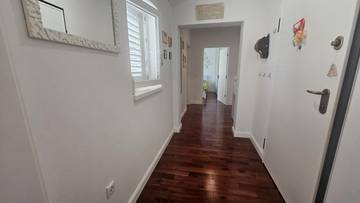 Thumbnail von Möblierte Wohnung mit Meerblick - im obersten Stockwerk