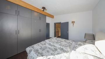 Thumbnail von Exklusive Haushälfte mit Bergblick in sonniger Ruhelage