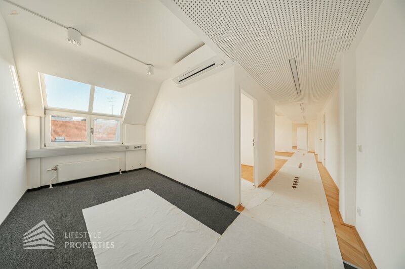 Erstbezug! Beeindruckendes 4-Zimmer Büro in Toplage