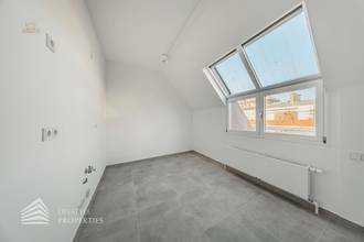 Thumbnail von Erstbezug! Renoviertes 4-Zimmer Büro in Toplage