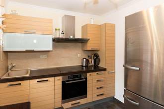 Thumbnail von Gepflegtes Haus mit Nebengebäude und Pool