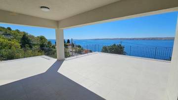 Thumbnail von Mediterrane Villa mit Swimmingpool und Panorama-Meerblick