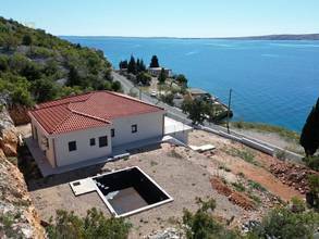 Thumbnail von Mediterrane Villa mit Swimmingpool und Panorama-Meerblick