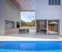 Thumbnail von Moderne Villa mit Pool und Boulderwand, Region Biograd na Moru