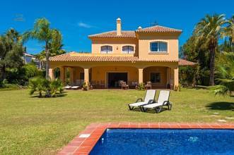 Thumbnail von Luxus-Villa in Cortijo Blanco R2480516