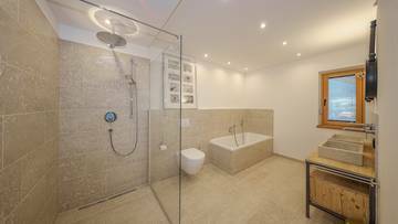 Thumbnail von Exklusive Wohnung mit traumhaftem Ausblick in Toplage