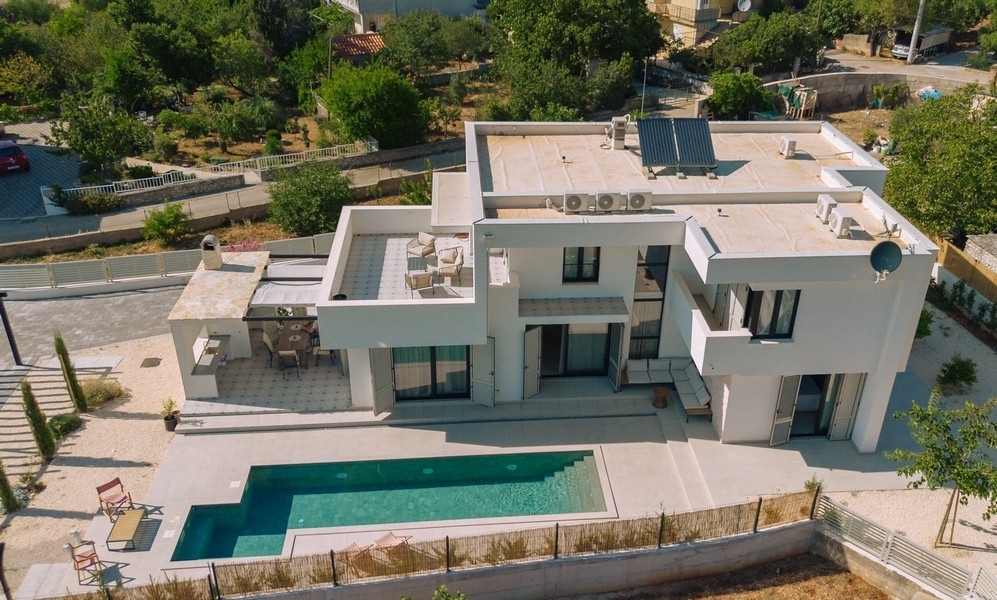 Moderne State-of-the-Art Villa nahe dem Strand