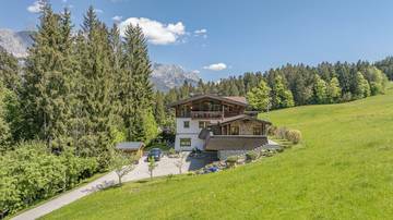 Thumbnail von Luksusowa willa z widokiem na cesarza na słonecznym, odosobnionym miejscu