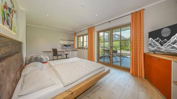 Thumbnail von Luksusowa willa z widokiem na cesarza na słonecznym, odosobnionym miejscu