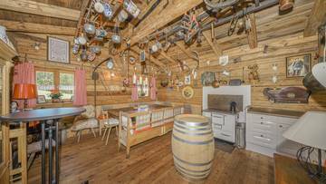 Thumbnail von Luksusowa willa z widokiem na cesarza na słonecznym, odosobnionym miejscu