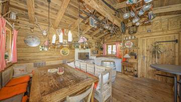 Thumbnail von Luksusowa willa z widokiem na cesarza na słonecznym, odosobnionym miejscu