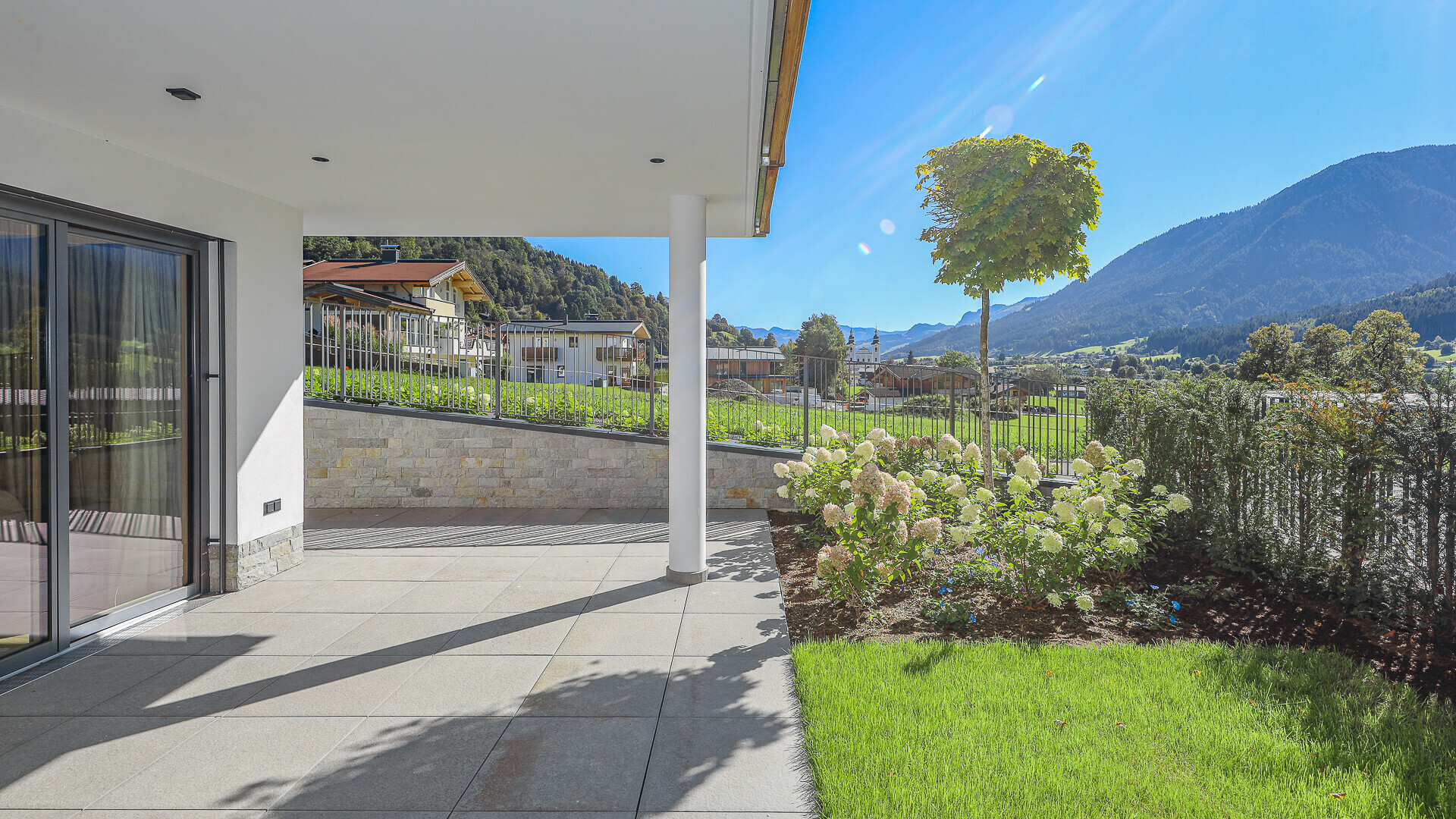 Thumbnail von Luxuriöse Gartenwohnung mit eigenem Wellnessbereich