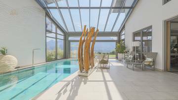 Thumbnail von Luxuriöses Anwesen mit Indoorpool in Toplage